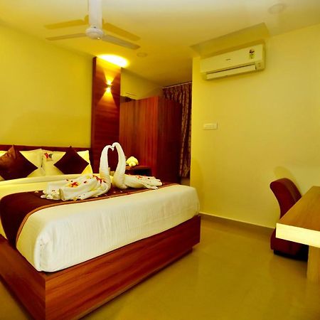 צ'נאי Hotel Sai Krish Grand מראה חיצוני תמונה