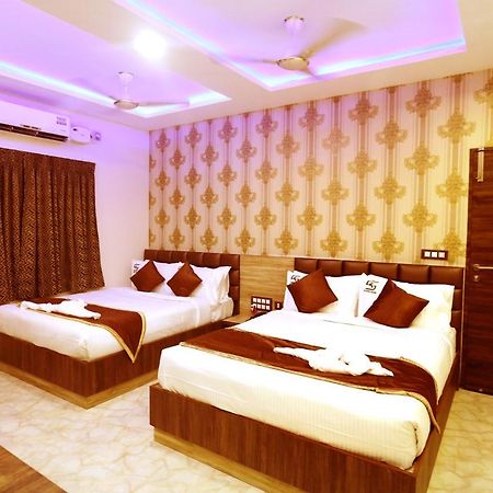 צ'נאי Hotel Sai Krish Grand מראה חיצוני תמונה