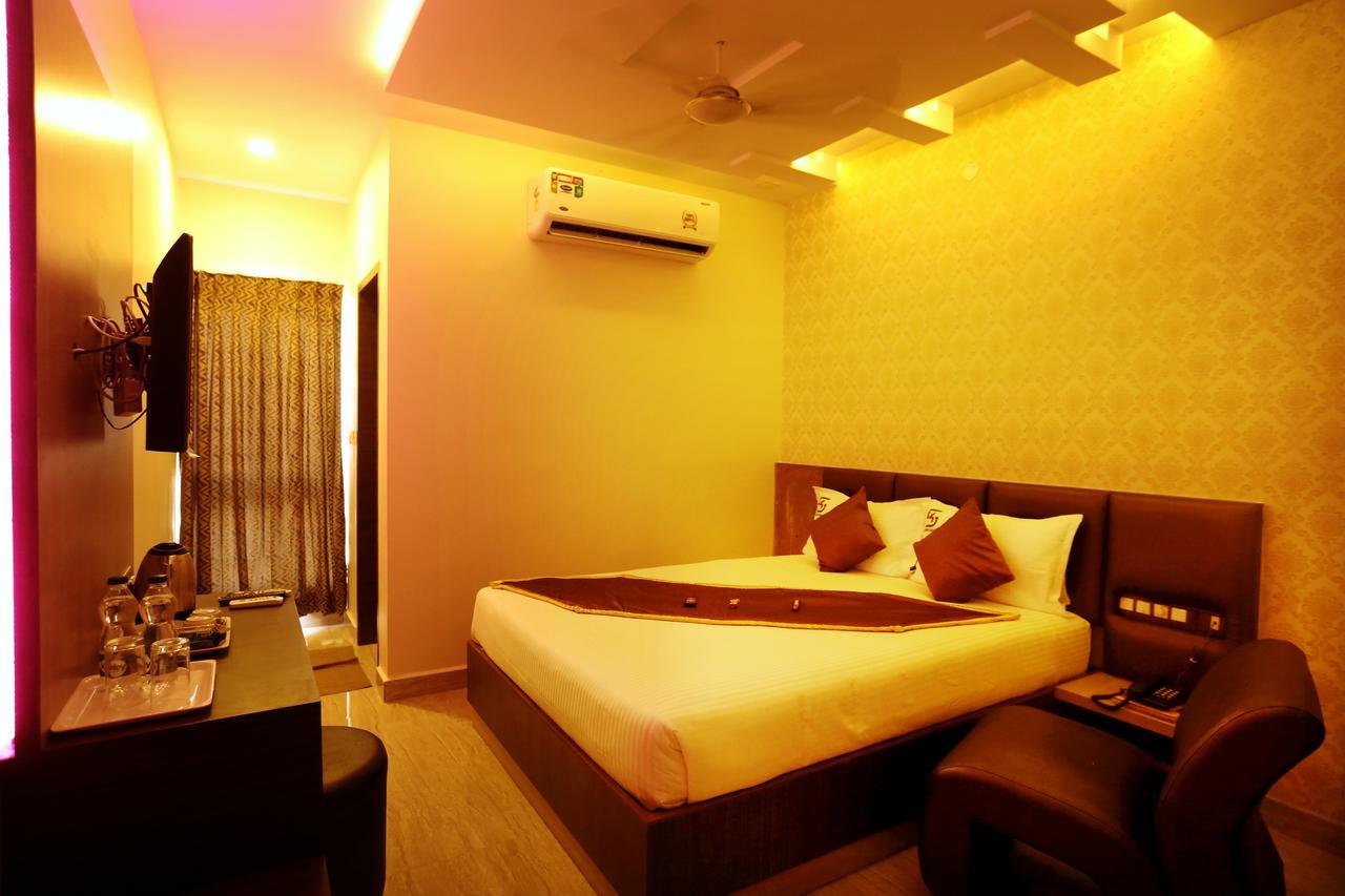 צ'נאי Hotel Sai Krish Grand מראה חיצוני תמונה