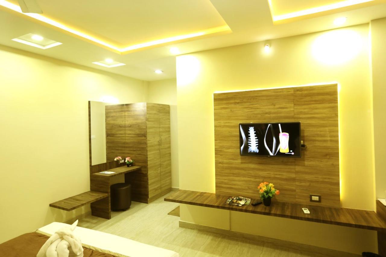 צ'נאי Hotel Sai Krish Grand מראה חיצוני תמונה